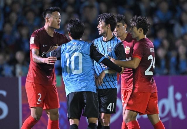 开云下载-海港败走川崎亚冠亮起红灯 建立绝对自信尚需时日